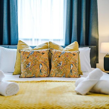 Modern Premium 3 Bed Hidden Gem - Central Location 반즐리 외부 사진
