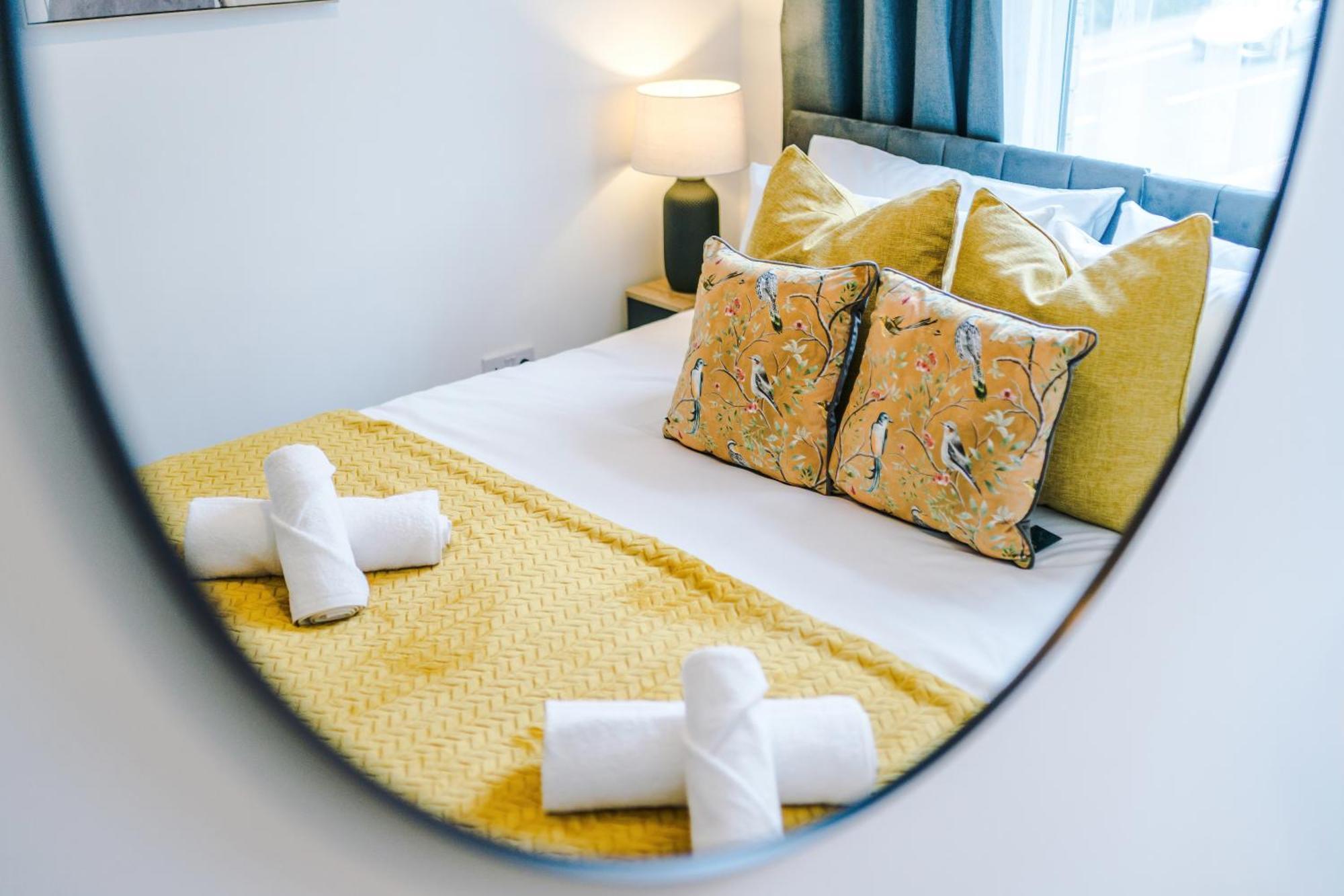 Modern Premium 3 Bed Hidden Gem - Central Location 반즐리 외부 사진