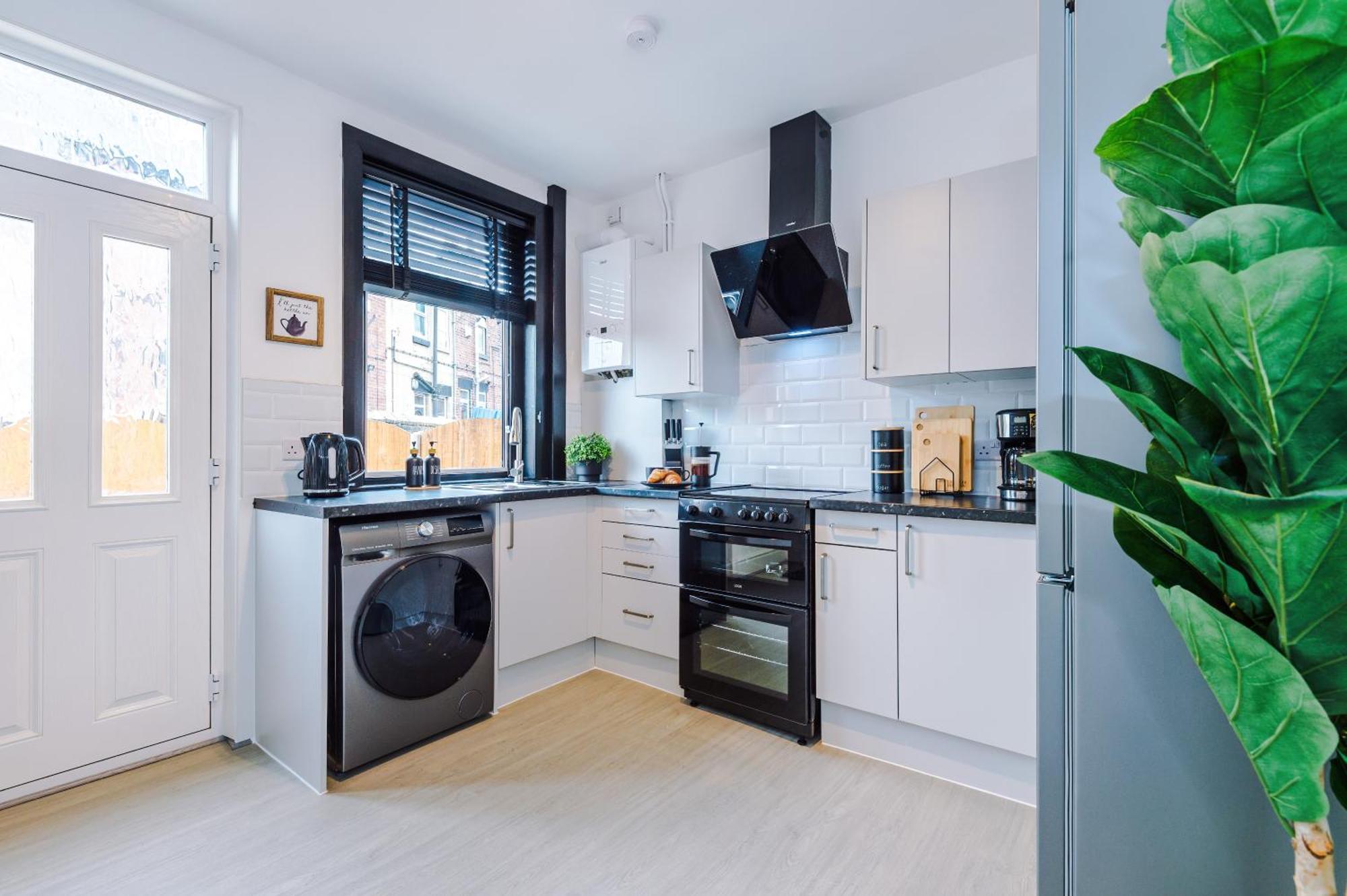 Modern Premium 3 Bed Hidden Gem - Central Location 반즐리 외부 사진