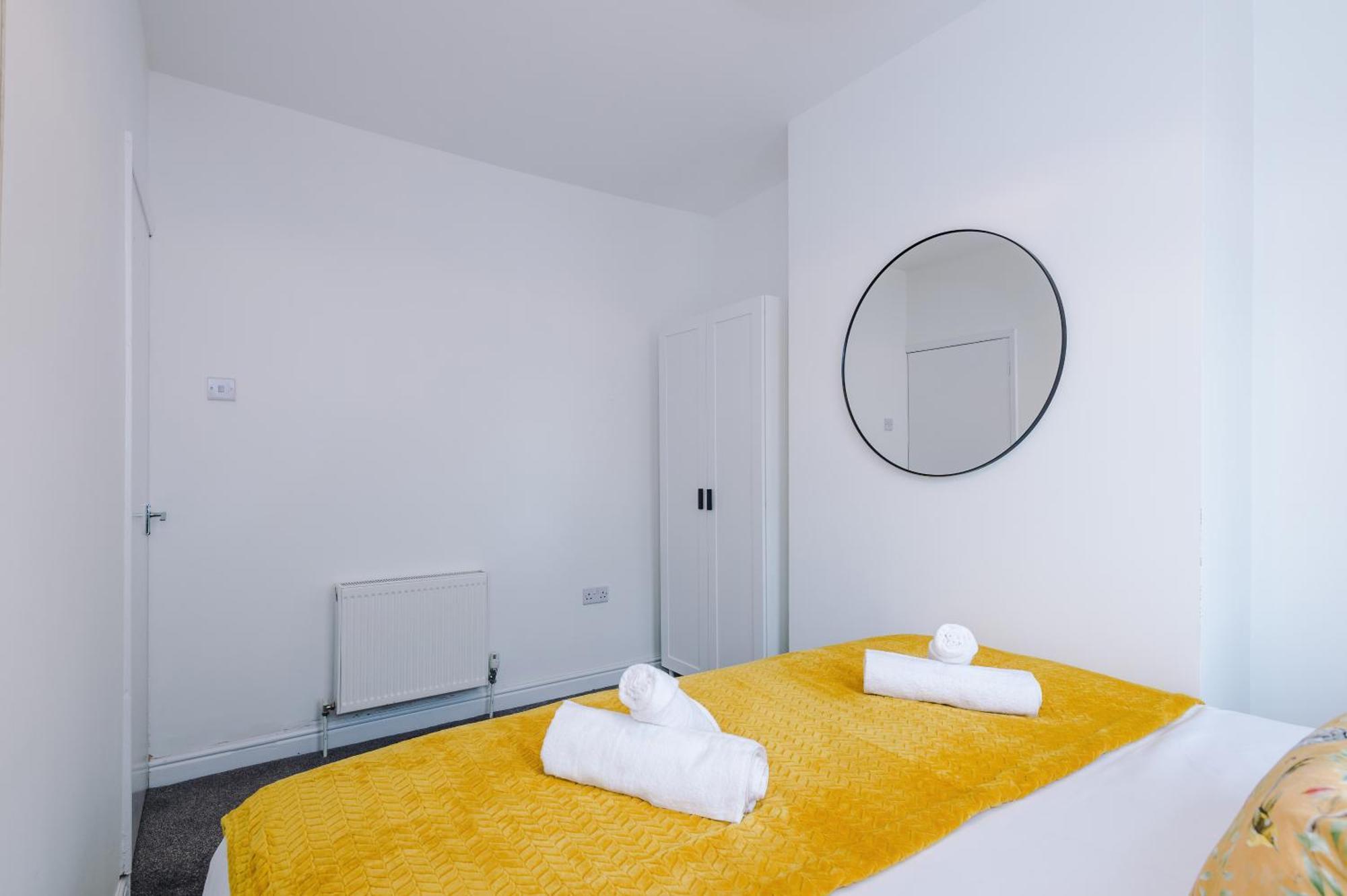 Modern Premium 3 Bed Hidden Gem - Central Location 반즐리 외부 사진