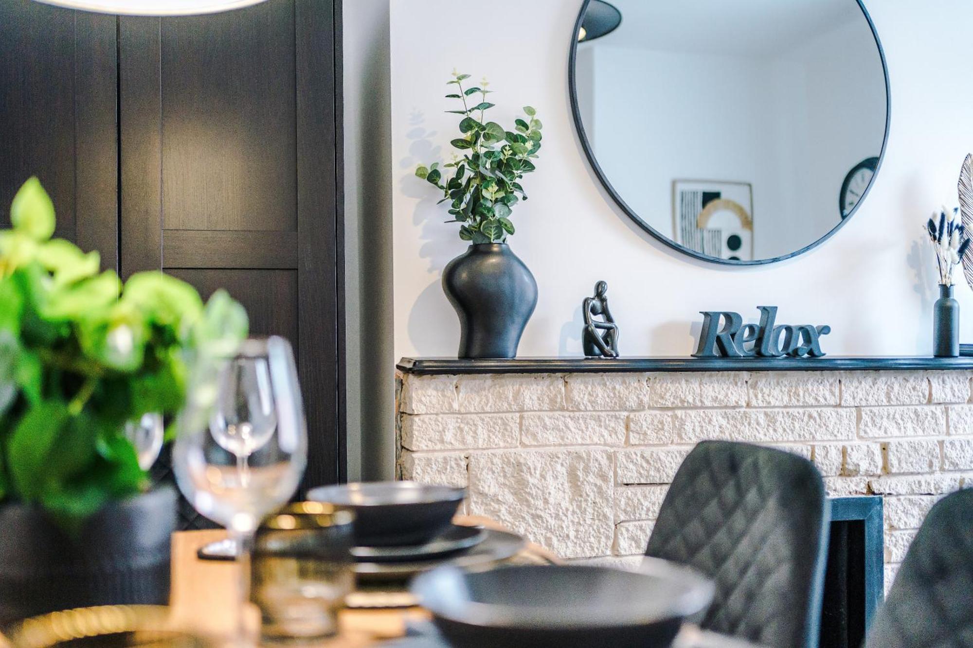 Modern Premium 3 Bed Hidden Gem - Central Location 반즐리 외부 사진